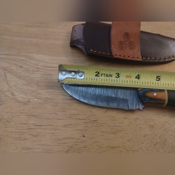 New Damascus steel blade men's hunting knife with sheath - Picture 6 of 8